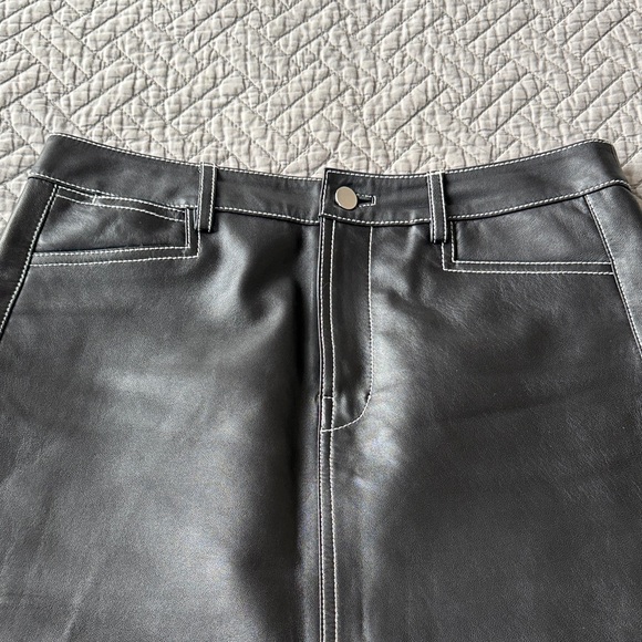 Proenza Schouler White Label Elegant Black faux Leather Skirt Sz S NWOT - Picture 3 of 6